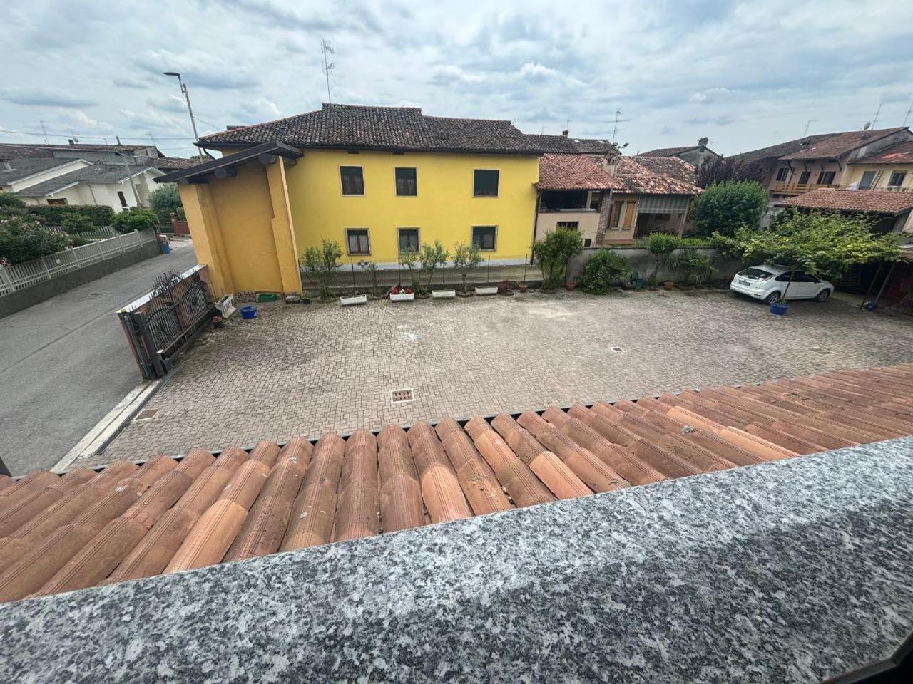 Matis Appartamenti Camisano Bagian luar foto